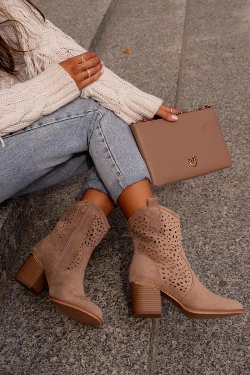 Botki Na Słupku|Botki Ażurowe>Boto Ażurowe Botki Na Słupku Z Eko Zamszu Zapinane Na Zamek Ciemnobeżowe Sevana