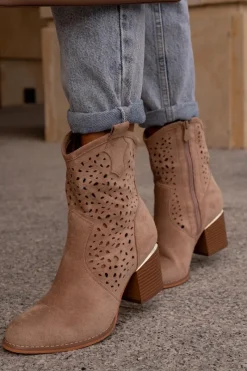 Botki Na Słupku|Botki Ażurowe><noscript><img width=