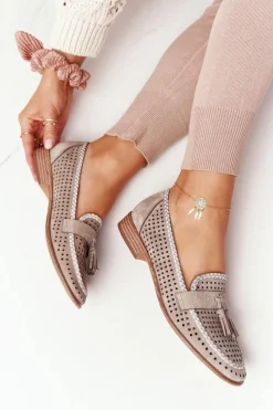 Clearance Ażurowe Mokasyny Sergio Leone MK735 Beżowe Damskie Mokasyny Damskie Zamszowe