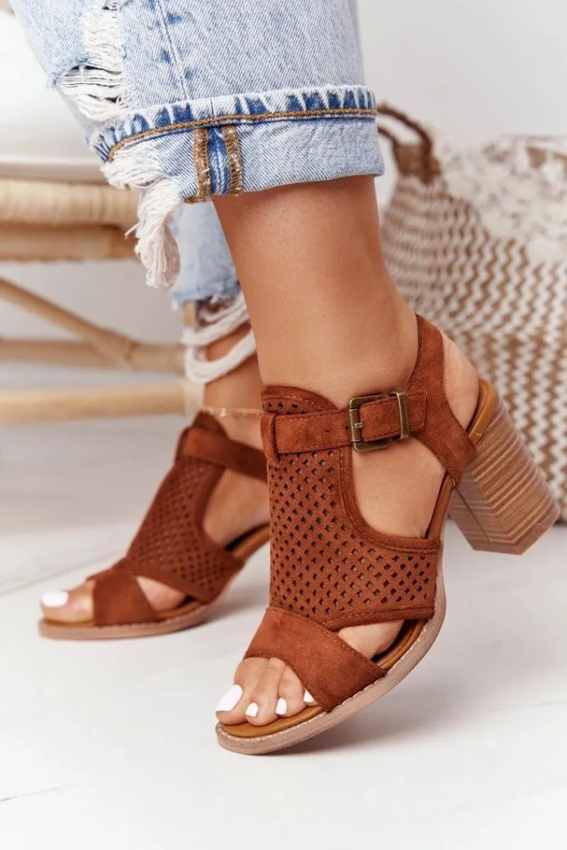 Outlet Evento Ażurowe Sandały Na Słupku Camel Hey Lover
