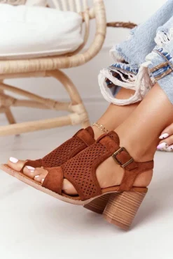 Outlet Evento Ażurowe Sandały Na Słupku Camel Hey Lover