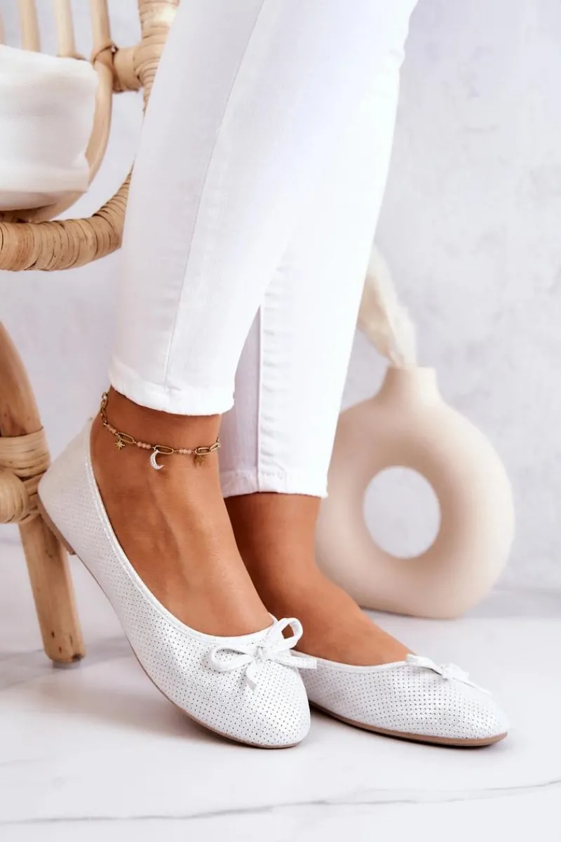 Baleriny Klasyczne>Evento Baleriny Damskie Klasyczne Profilowana Wkładka Białe Fimme Biały