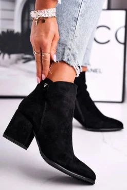 Botki Na Słupku|Czarne Botki><noscript><img width=