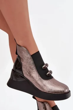 Botki Skórzane|Botki Na Koturnie></noscript>Damskie buty S.Barski Botki Damskie Na Koturnie D&A MR52-106 Metaliczne Srebrny