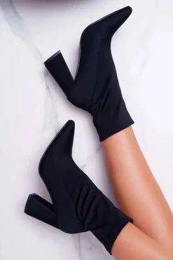 Botki Na Słupku|Botki Na Obcasie><noscript><img width=