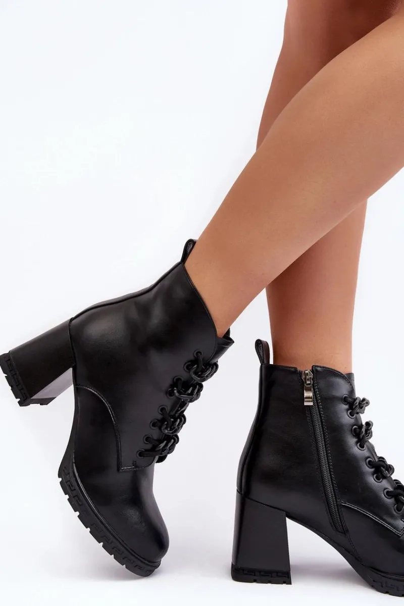 Outlet Damskie buty S.Barski Botki Damskie Na Słupku Sznurowane D&A CR8120 Czarne