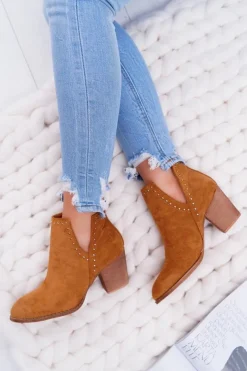 Botki Na Słupku|Brązowe I Beżowe Botki><noscript><img width=