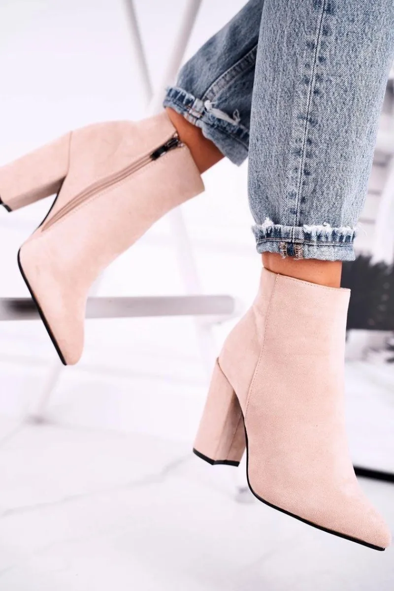 Best Boto Botki Damskie na Słupku Zamszowe Beżowe Sharks