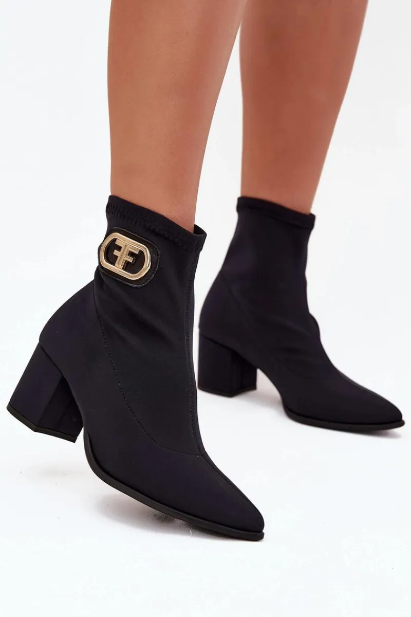 Botki Na Słupku|Brązowe I Beżowe Botki>Zazoo Botki Damskie Na Słupku Ze Złotym Detalem 3128 Czarne Czarny