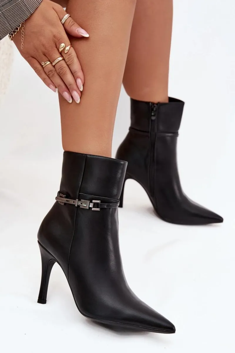 Botki Ocieplane|Botki Na Obcasie>Boto Botki Damskie Na Szpilce Z Paskiem I Srebrnym Elementem Ocieplane Czarne Bellisse Czarny