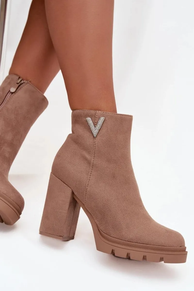 Botki Ocieplane|Czarne Botki>Boto Botki Damskie Ocieplane Na Słupku Z Ozdobnym Detalem Beżowe Briella