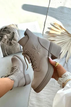 New Buty damskie Vinceza Botki Damskie Skórzane Na Klocku Ocieplane Vinceza 39950 Beżowe Beżowy