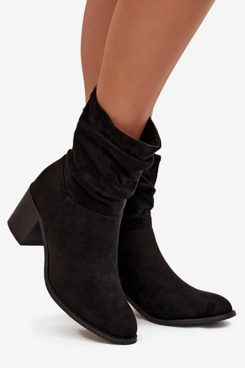 Damskie buty S.Barski Botki Damskie Z Marszczeniem Na Słupku S.Barski HY52-516 Czarne Czarny