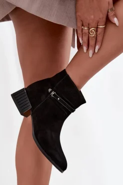 D&A Botki Damskie Z Naturalnego Zamszu Na Klocku Ocieplane CR52-651 Czarne Czarny