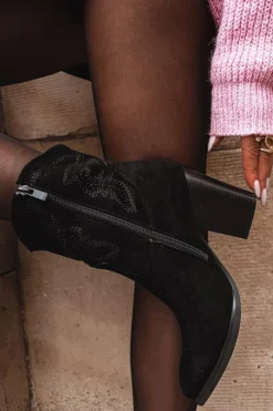 Botki Na Słupku|Botki Na Obcasie><noscript><img width=