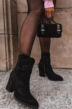 Botki Na Słupku|Botki Na Obcasie><noscript><img width=