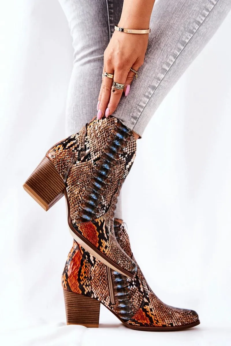 Botki Na Słupku|Brązowe I Beżowe Botki>Boto Botki Kowbojki Lewski Pomarańczowo-Niebieskie Wężowy Wzór EV28