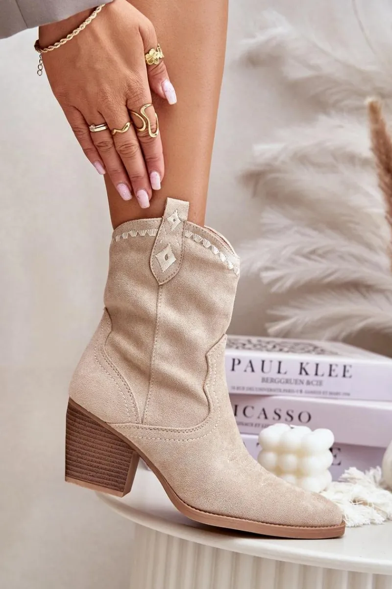 Botki Na Słupku|Brązowe I Beżowe Botki>Boto Botki Kowbojki Na Słupku Z Eko Zamszu Jasnobeżowe Narinae