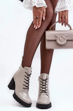 Online Damskie buty S.Barski Botki Lakierowane Na Słupku Ocieplane Jasnoszare S.Barski MR870-54