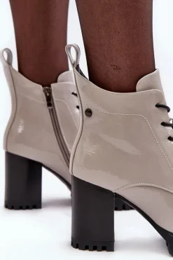 Online Damskie buty S.Barski Botki Lakierowane Na Słupku Ocieplane Jasnoszare S.Barski MR870-54