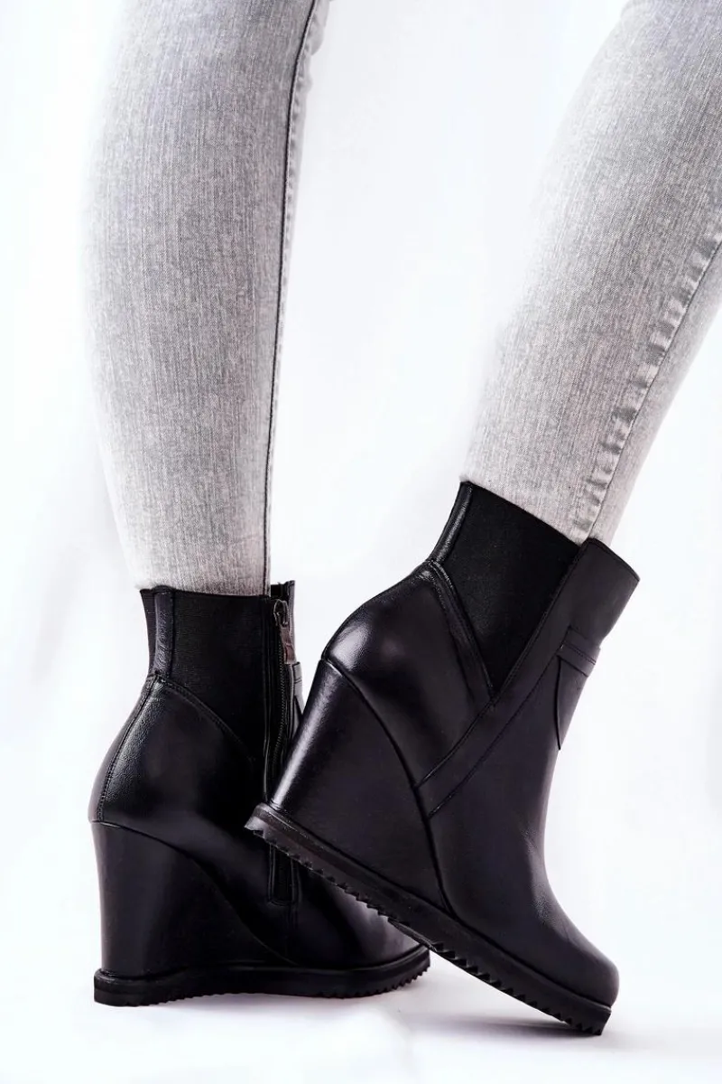 Best Monnari Botki Na Koturnie 1010-020 Czarne