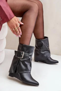 Outlet Boto Botki Na Koturnie Z Wywiniętą Cholewką I Klamrą Czarne Vortinia Czarny