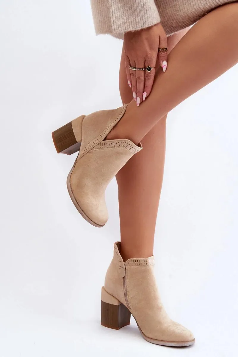 Botki Wiosenne|Botki Na Słupku>Boto Botki Na Masywnym Słupku Z Wycięciem Jasnobeżowe Jolnima