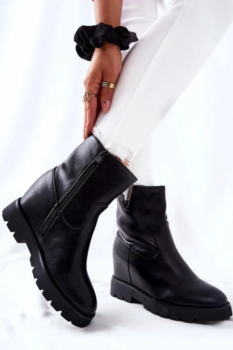 Outlet Botki Na Ukrytym Koturnie Z Emblematem Czarne Tivera Damskie Botki Na Koturnie|Czarne Botki