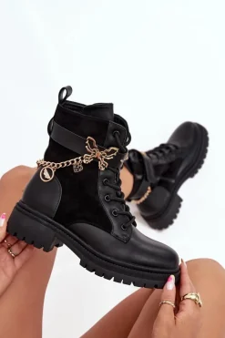 Botki Ocieplane|Botki Sznurowane></noscript>Boto Botki Workery Damskie Ocieplane Ze Złotym Łańcuchem I Zawieszkami Czarne Ravine