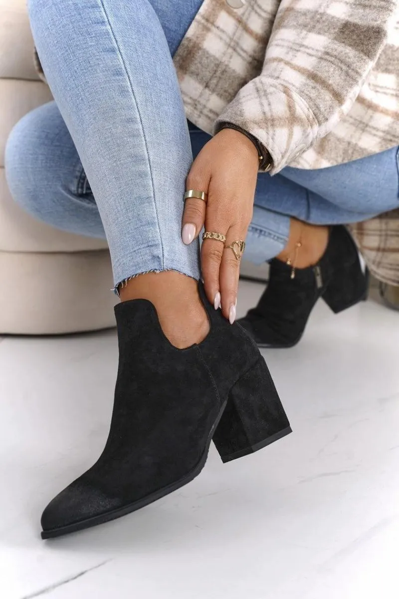 Sale Buty damskie Vinceza Botki Z Wycięciami Na Słupku Vinceza 21-10558 Czarne