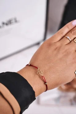 Bransoletki>Boto Bransoletka Złota Koniczynka Czerwony Sznurek Truelove