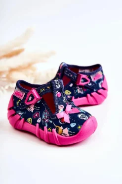 BEFADO Buty Papcie Supergirl Z Kokardką 110P456 Granatowe