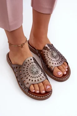 Sale Błyszczące Klapki Damskie Na Płaskim Obcasie Z Ozdobą Miedziane Ebirena Damskie Klapki Damskie Klasyczne