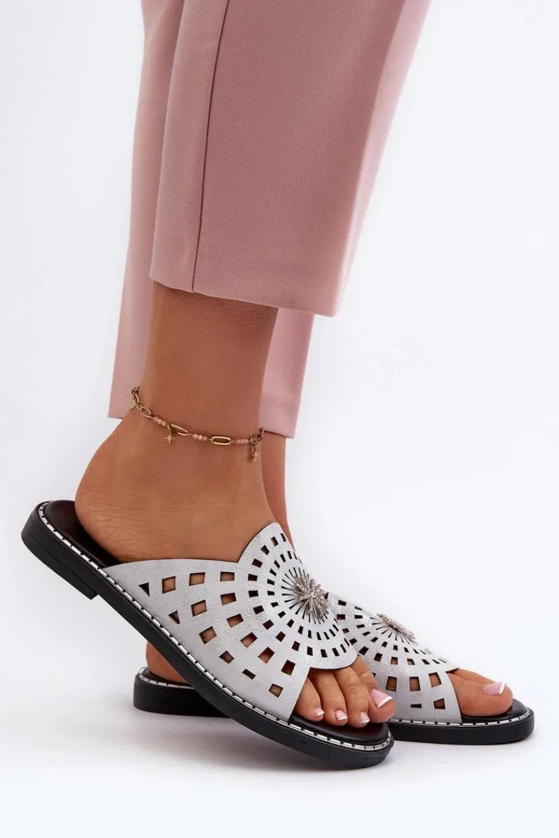 Outlet Błyszczące Klapki Damskie Na Płaskim Obcasie Z Ozdobą Srebrne Ebirena Damskie Klapki Damskie Klasyczne