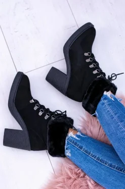 Botki Na Słupku|Botki Sznurowane><noscript><img width=