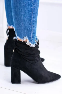 Botki Na Słupku|Czarne Botki><noscript><img width=