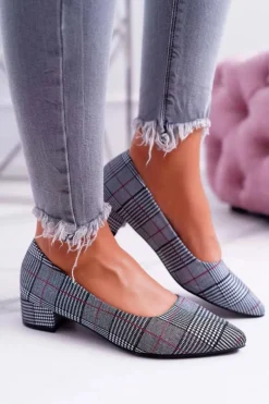 Czółenka Na Słupku><noscript><img width=