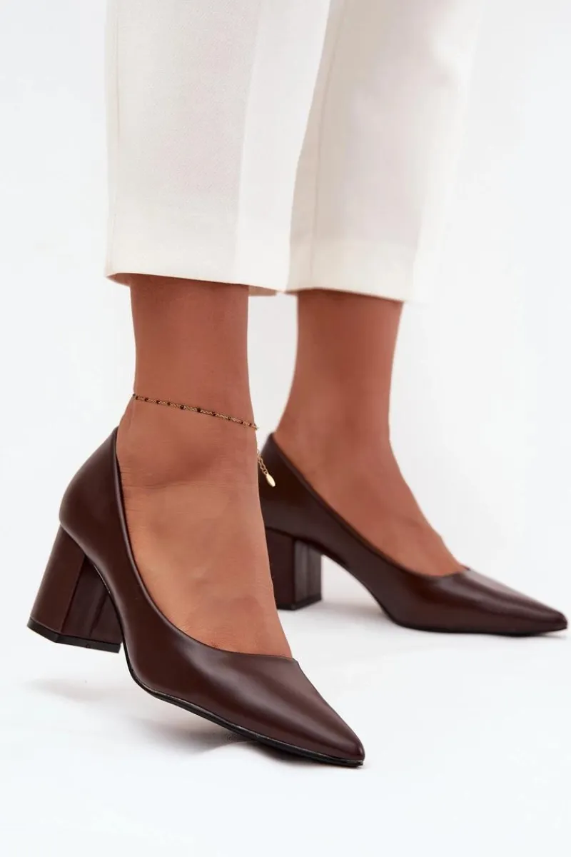 Czółenka Klasyczne>Boto Czółenka Na Słupkowym Obcasie Ze Szpiczastymi Noskami Czekoladowe Ryvessa