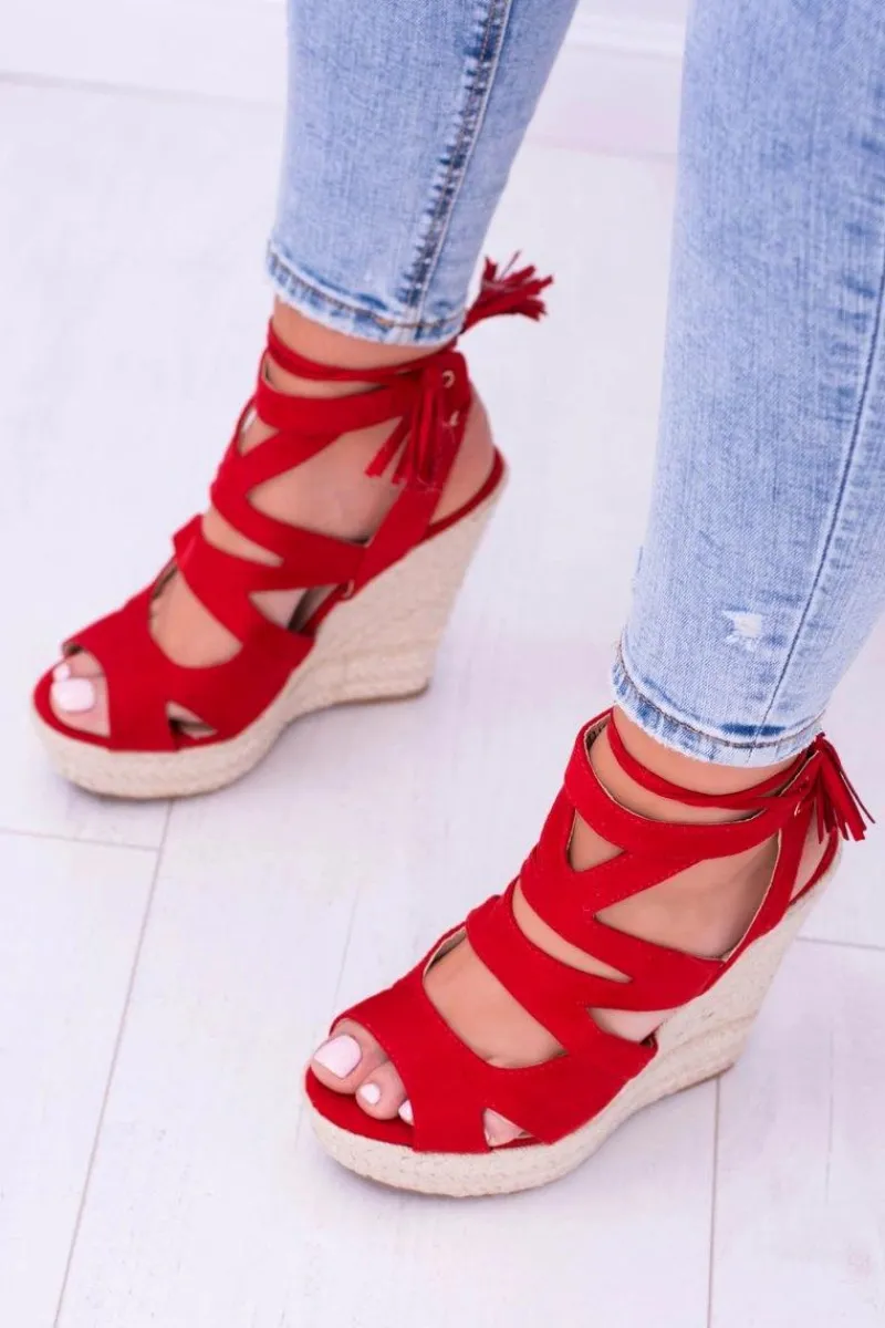 Discount Boto Czerwone Zamszowe Sandały Na Koturnie Nowelio