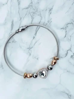 Bransoletki>Boto Damska Bransoleta Na Stalowej Lince Z Cyrkoniami Serce Isabella