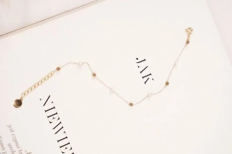 Hot Damska Bransoletka Celebrytka Złota Z Perełkami Square Bransoletki