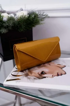 Outlet Boto Damska Torebka Musztardowa Lakierowana Kopertówka