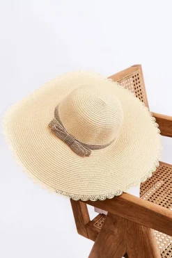 Clearance Damski Kapelusz Z Falbanką Beżowy Okrycia Głowy