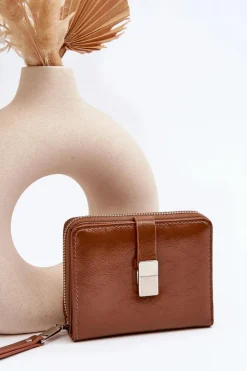 Outlet Damski Lakierowany Portfel Portmonetka Z Ekoskóry Brązowy Zalirna Portfele