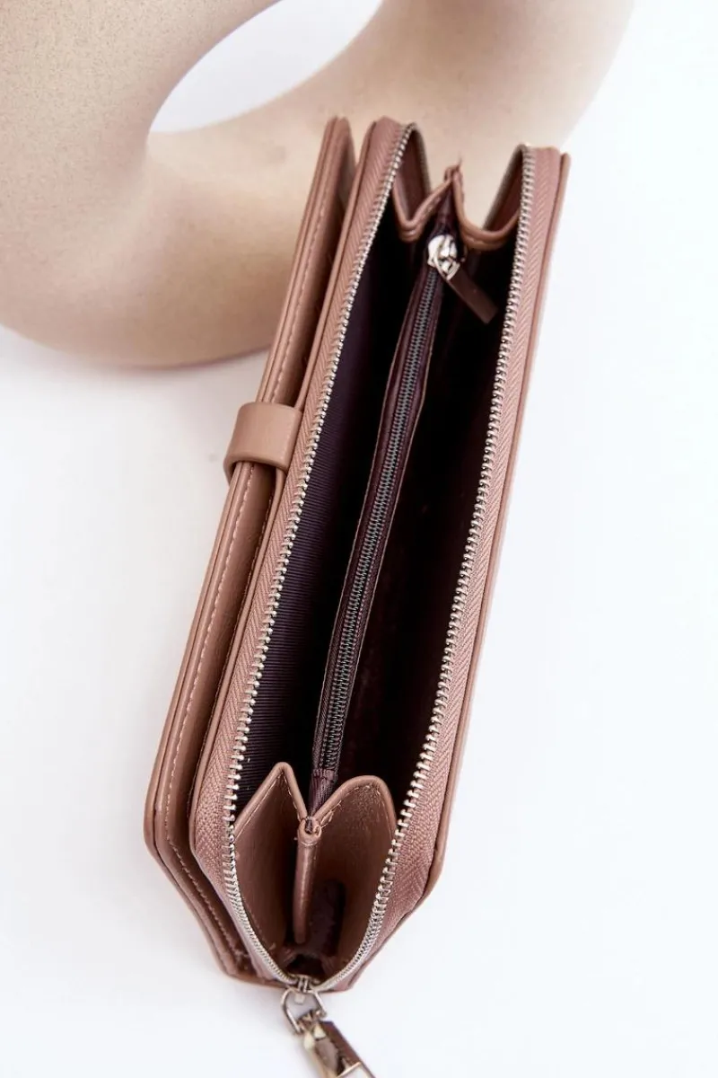 Damski Lakierowany Portfel Na Magnes Beżowy Bielia Portfele