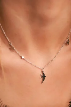 Naszyjniki>Boto Damski Srebrny Naszyjnik Jaskółka Cyrkonia Aida