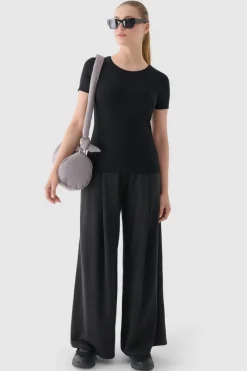 Sale 4F Damski T-Shirt Z Nadrukiem WMM00TTSHF1846-20S Czarny