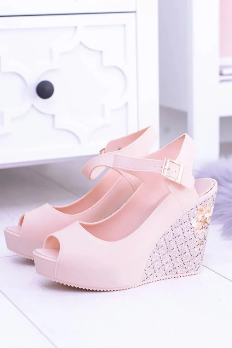 Online Damskie Beżowe Sandały Na Koturnie Nemesis Damskie Sandały Gumowe|Sandały Na Koturnie