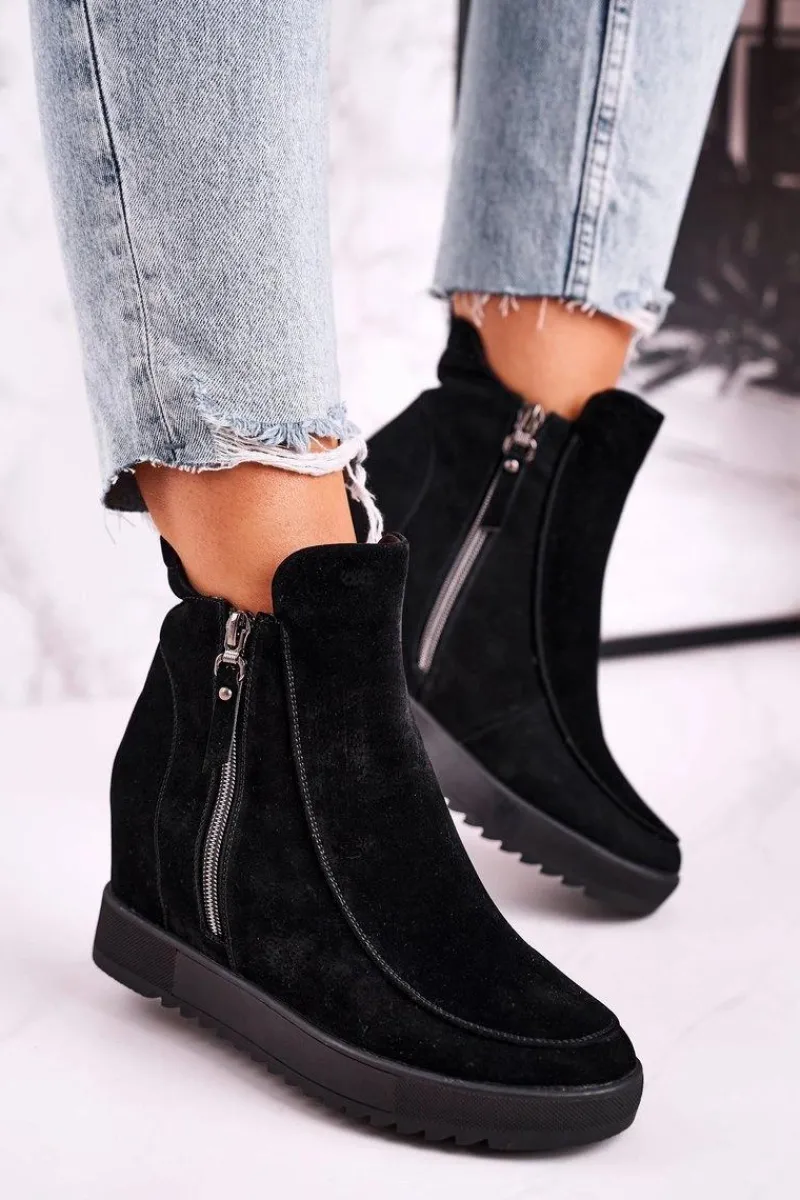 Outlet Damskie Botki Na Koturnie Zamszowe Czarne Silvia Damskie Botki Na Koturnie|Czarne Botki