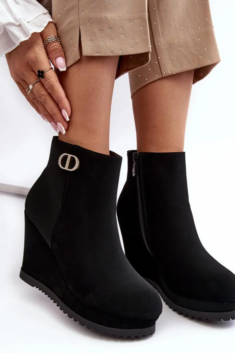 Sale Boto Damskie Botki Na Koturnie Z Małą Ozdobą Czarne Bertolina